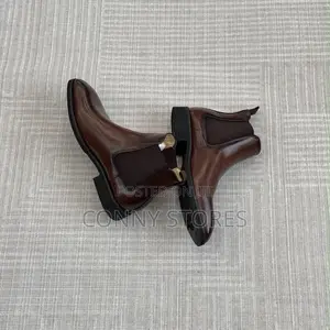 Tapered Leather Chelsea Boot “Cognac”