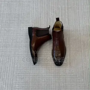 Tapered Leather Chelsea Boot “Cognac”