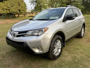 Toyota RAV4 2015 Silver