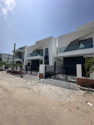 4bdrm Duplex in Ajah for sale