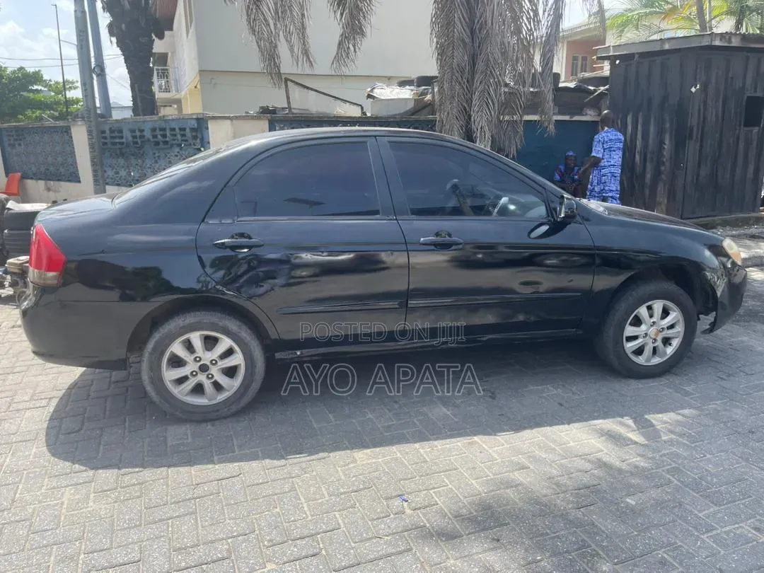 Kia Cerato 2007 Black