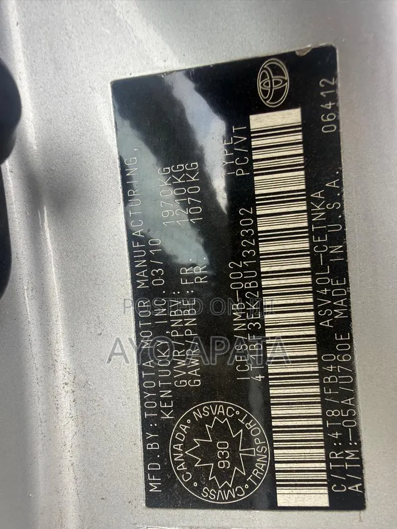 Toyota Camry 2010 Silver