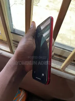 Apple iPhone XR 64 GB Red