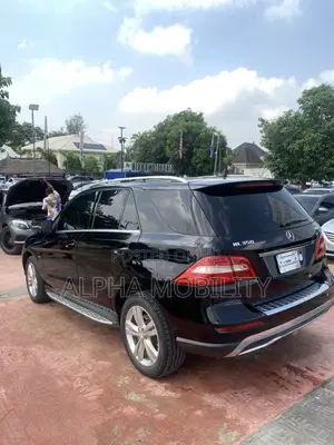 Mercedes-Benz M Class 2012 Black