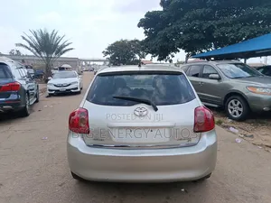Toyota Auris 2009 White