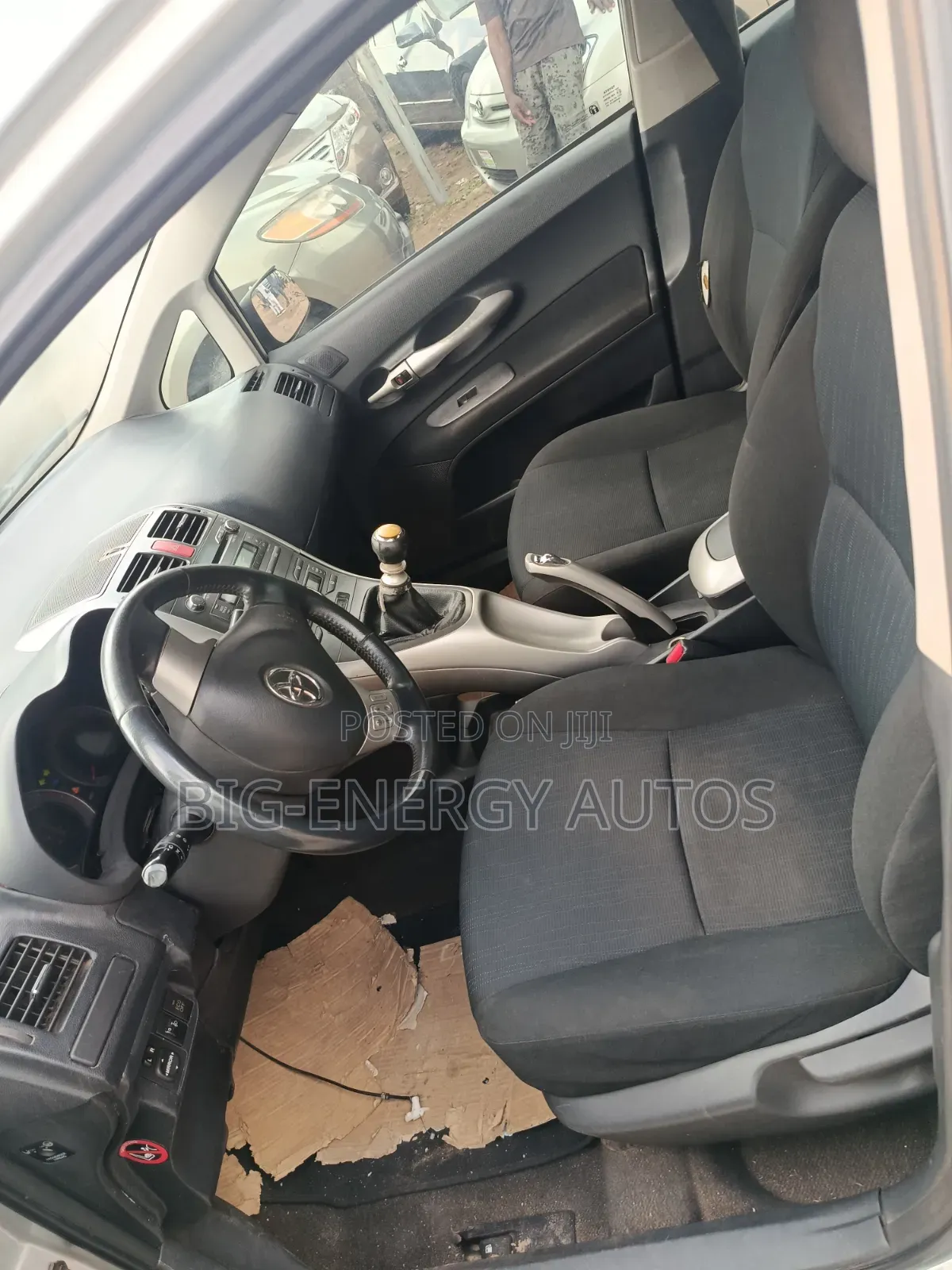 Toyota Auris 2009 White