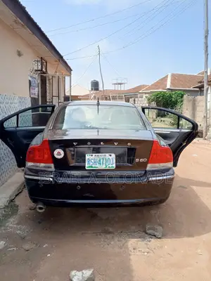 Volvo S60 2.4 M 2001 Black