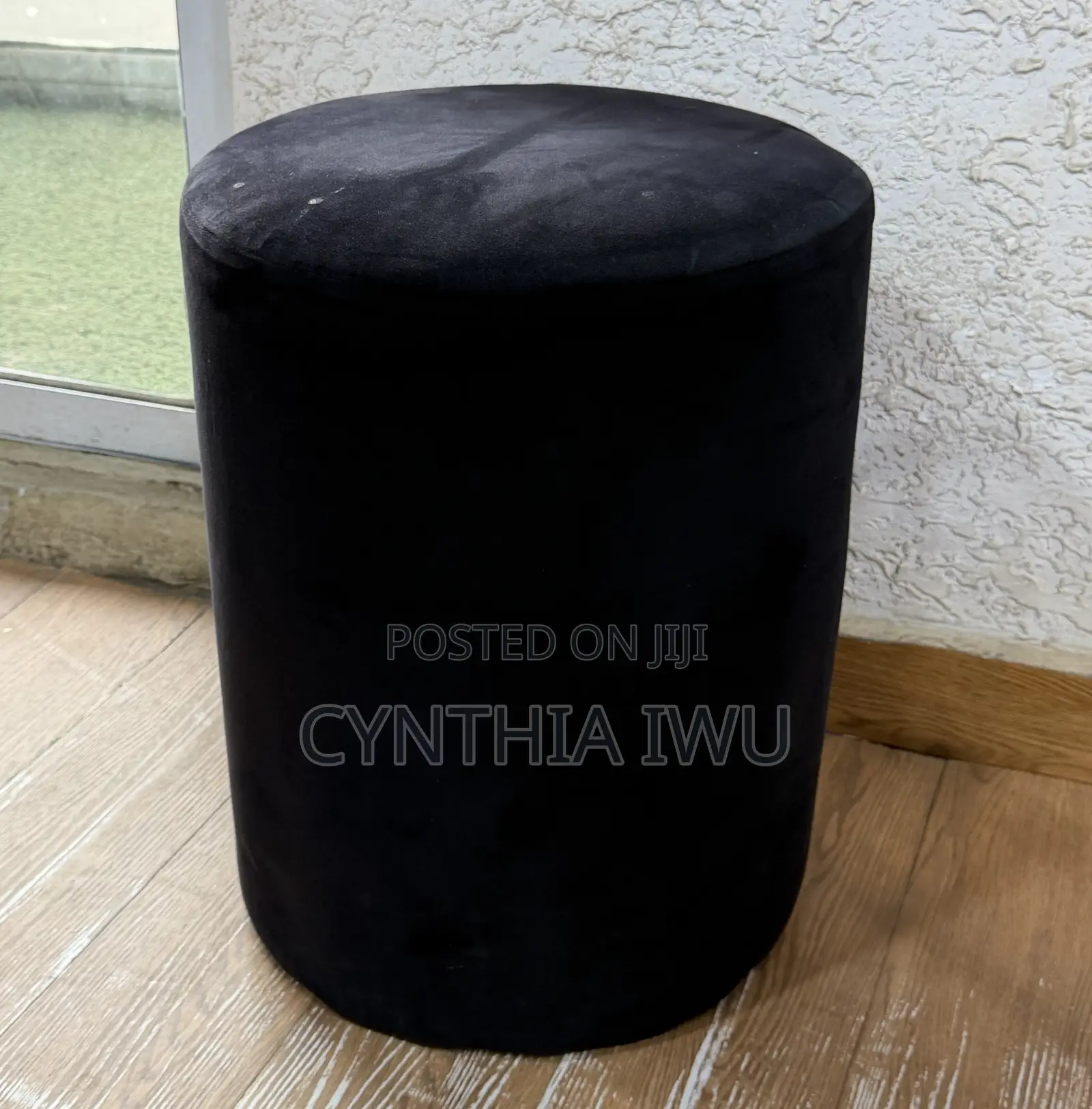 Octoman Chair