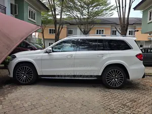 Mercedes-Benz GL-Class GL450 4MATIC 4dr SUV AWD (4.7L 8cyl Turbo 7A)