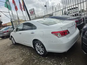Lexus ES 2012 White