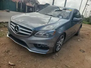 Mercedes-Benz E350 Base 4Matic Sedan AWD (3.5L 6cyl 7A) 2016 Gray