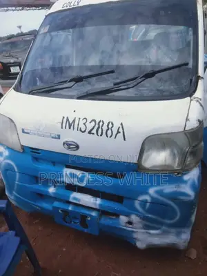 Bus 2021 Blue