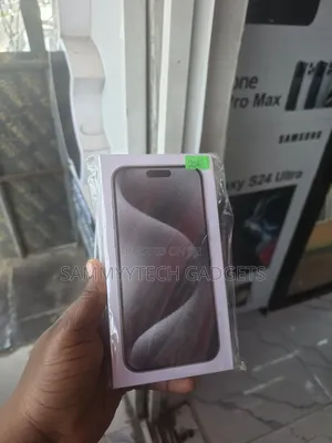 New Apple iPhone 15 Pro Max 512 GB Gray