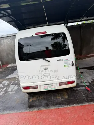 Daihatsu Hijet 2012 White