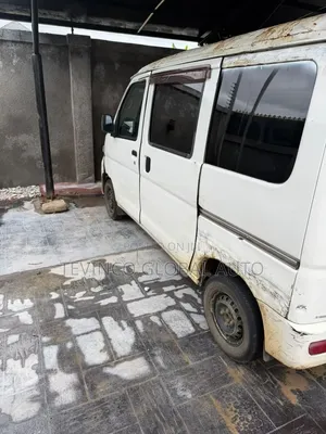Daihatsu Hijet 2012 White