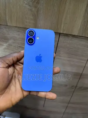 New Apple iPhone 16 128 GB Blue