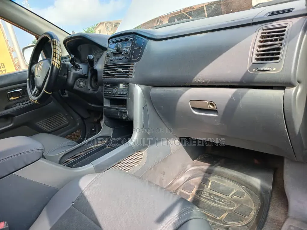 Honda Pilot 2004 Silver