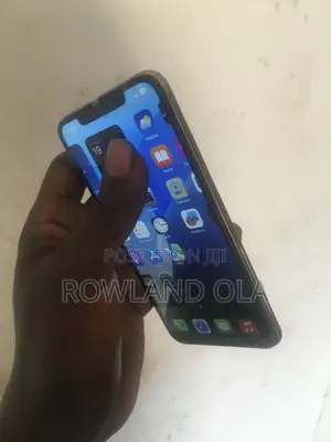 Apple iPhone XS Max 64 GB Gold