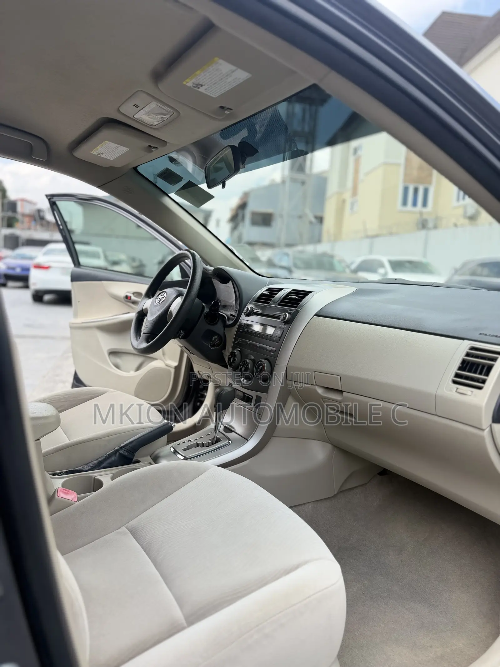 Toyota Corolla 2011 Gray