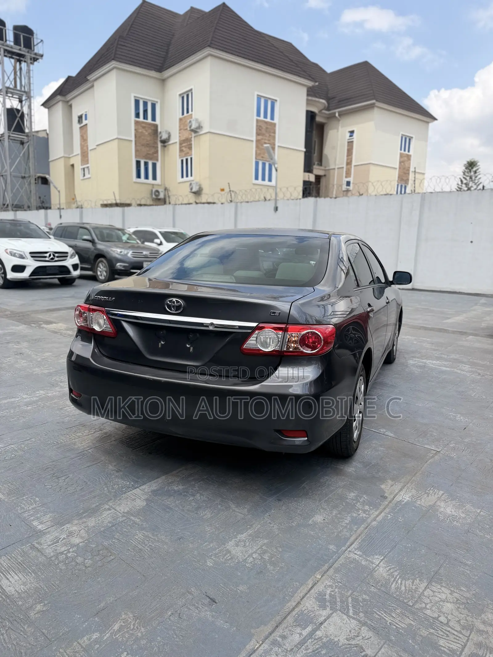 Toyota Corolla 2011 Gray