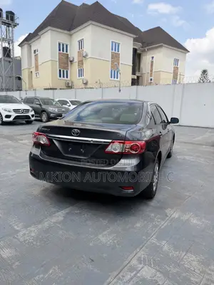 Toyota Corolla 2011 Gray
