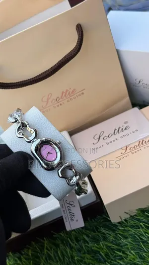 Elegant Scottie Ladies Chain Watch