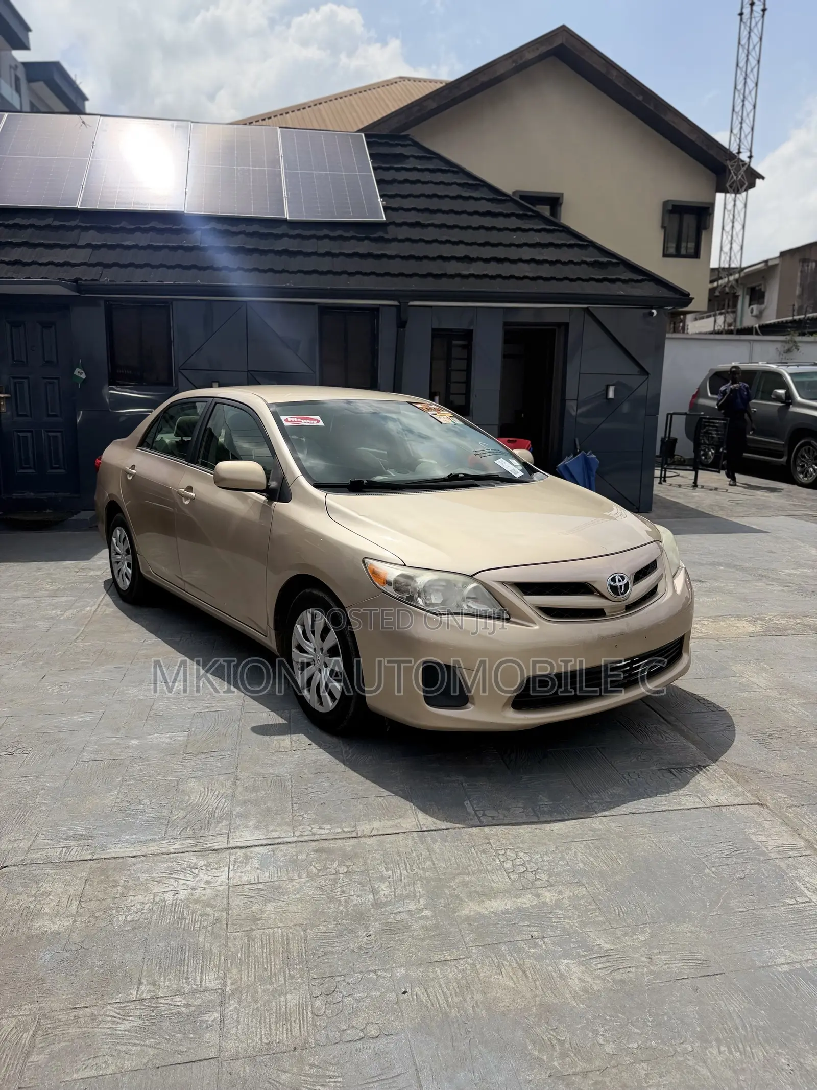 Toyota Corolla 2012 Beige