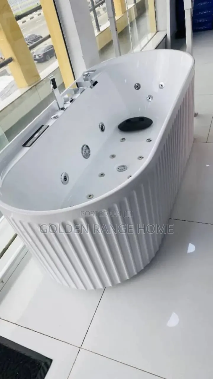 Premium Jacuzzi Bathtub With Body Jet