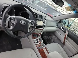 Toyota Highlander 2014 Gray