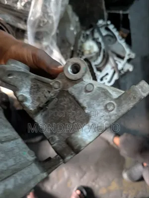 Mercedes Benz Engine Hanger Amg Double Turbo