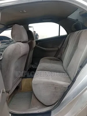 Toyota Corolla 2004 Silver