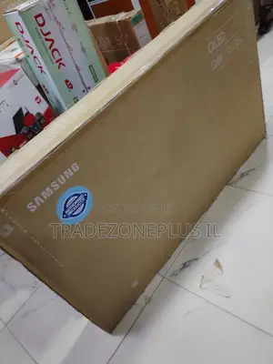 Premium Samsung 55in QLED TV QA55Q8FAAU