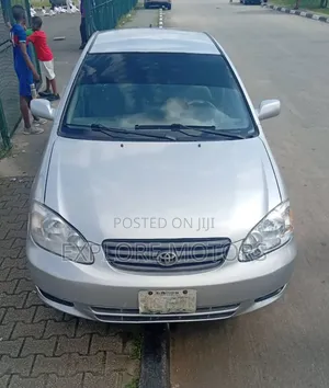 Toyota Corolla 2004 Silver