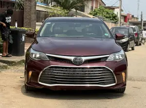 Toyota Avalon Limited Sedan FWD (3.5L 6cyl 6A) 2013 Burgundy