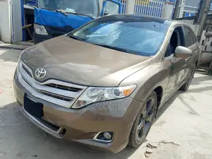 Toyota Venza 2012 Brown