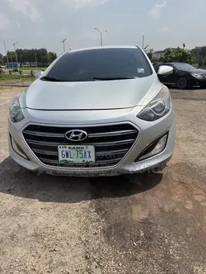 Hyundai Elantra 2016 Silver