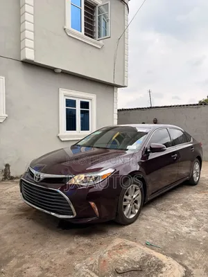 Toyota Avalon XLE Premium 4dr Sedan (3.5L 6cyl 6A) 2015 Burgundy