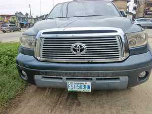 Toyota Tundra Double Cab 4x4 SR5 5.7L Long Bed 2008 Gray
