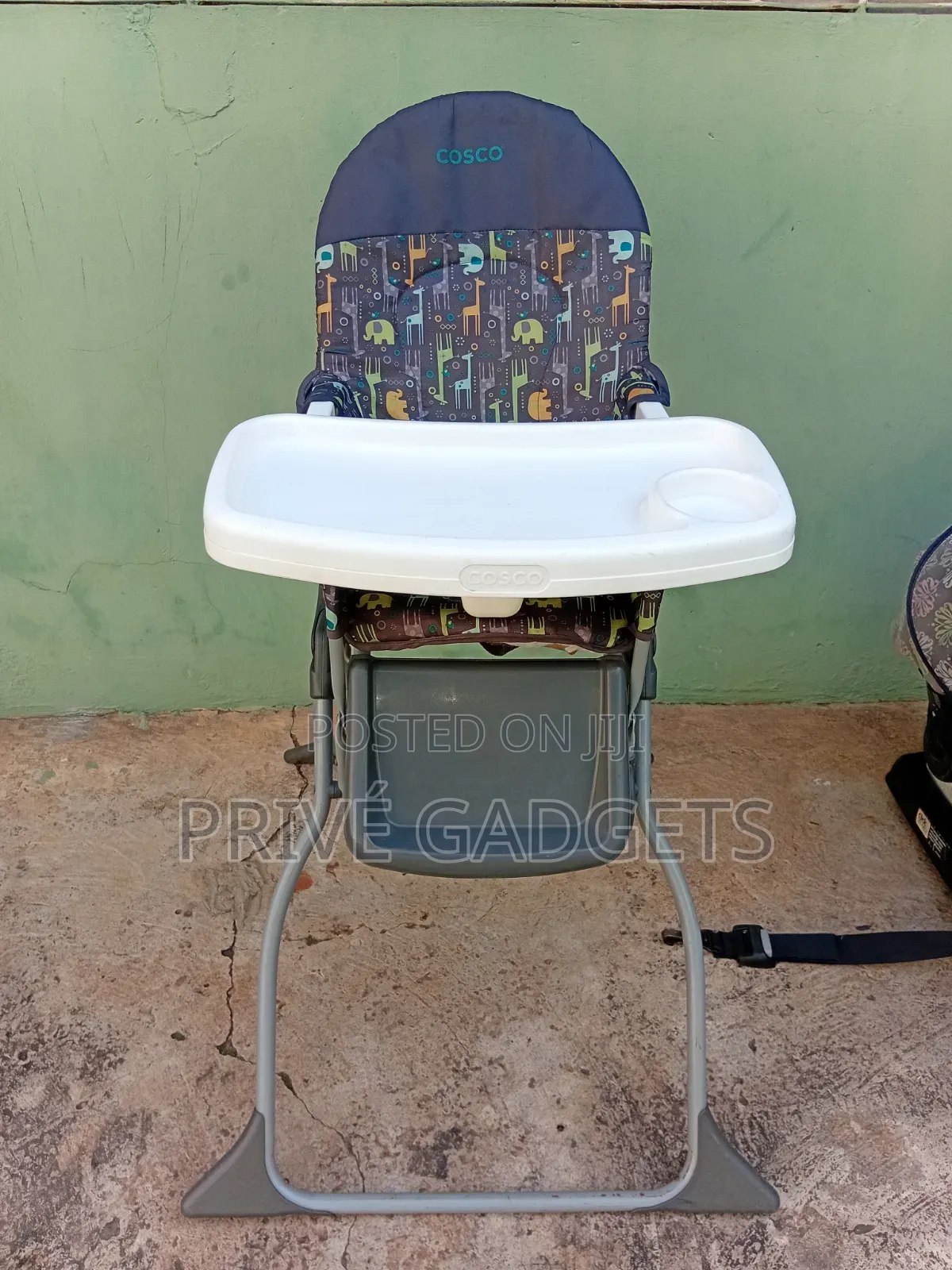 COSCO Feeding High Chair