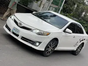 Toyota Camry 2014 White