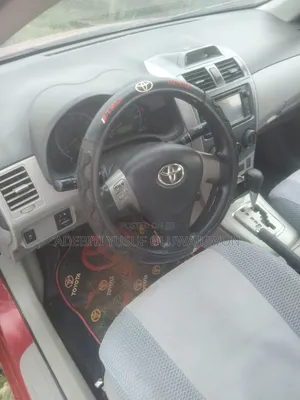 Toyota Corolla 2013 Red