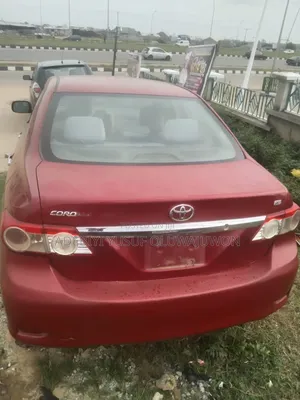 Toyota Corolla 2013 Red