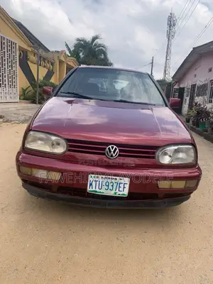 Volkswagen Golf 1.6 Variant 2000 Red