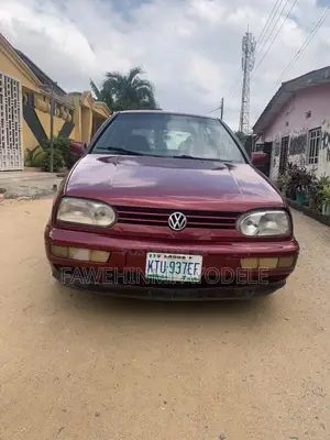 Volkswagen Golf 1.6 Variant 2000 Red
