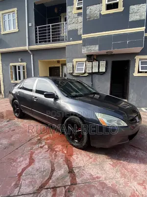 Honda Accord Automatic 2005 Gray