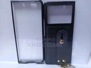 Tecno v Fold 2