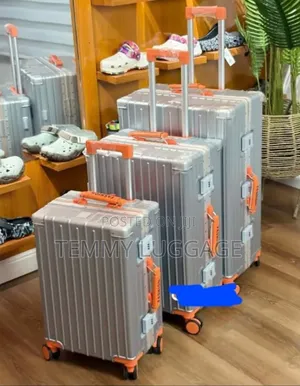 Aluminum Luggage Boxes With Cup Holders