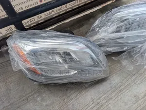Mercedes Benz Head Lamp GLK 0-13
