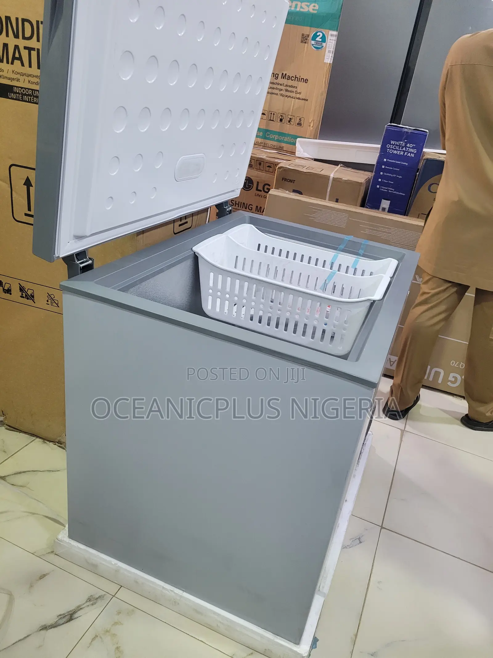 Skyrun BD-260A Large Capacity Chest Freezer