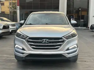 Hyundai Tucson 2017 Silver